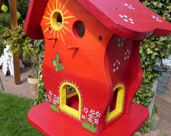 Large bird house, nesting box, bird villa