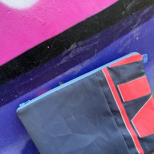 upcycling Kulturbeutel Surfsegeltasche, 2 Fächer, innen gestreift, Reißverschluss