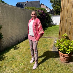 German pattern only - Häkelanleitung kuscheliger Seelenwärmer / Strickjacke im Muschelmuster