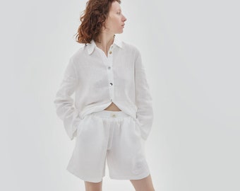 Shorts en lin blanc pour femmes : Flax Lounge Wear - Shorts surdimensionnés dans un style élégant et respectueux de l’environnement - Vêtements lounge