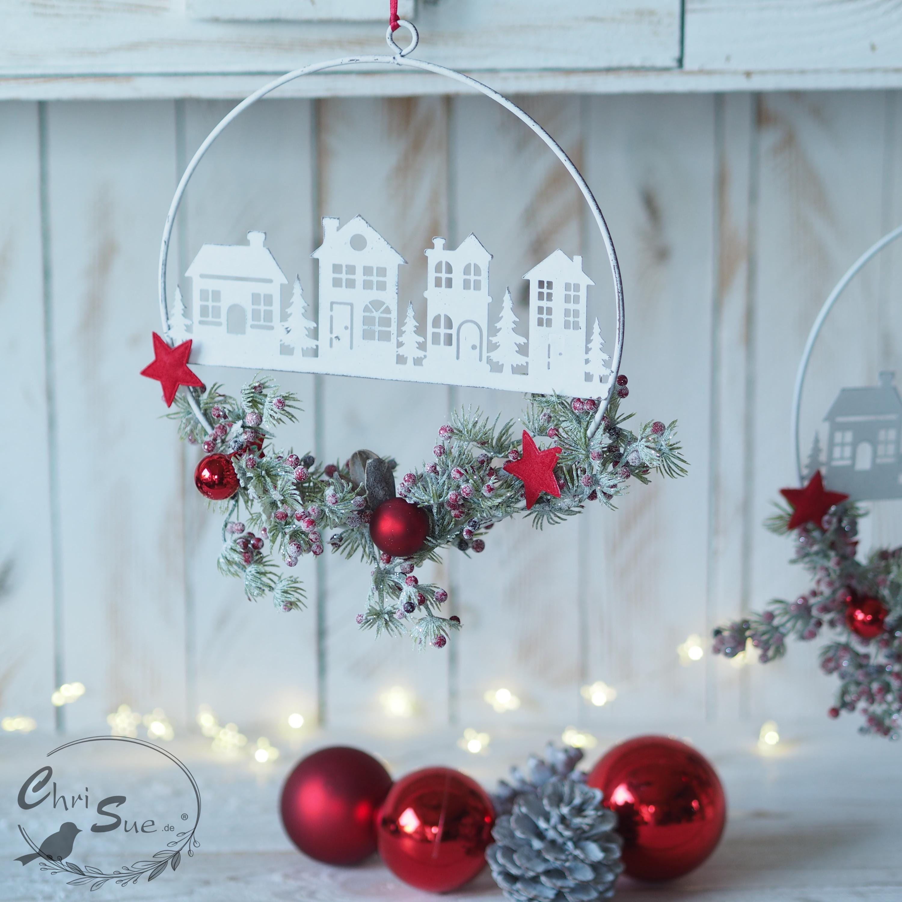 Fensterdeko Weihnachten Häuserreihe