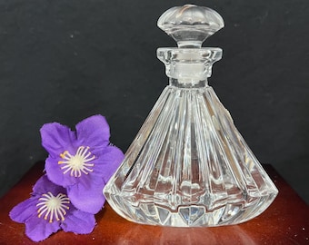 Vintage Bohemia Czech Lead Crystal Perfume Bottle – 4" Pyramid Form with Petal-Cut Stopper – 24% PbO