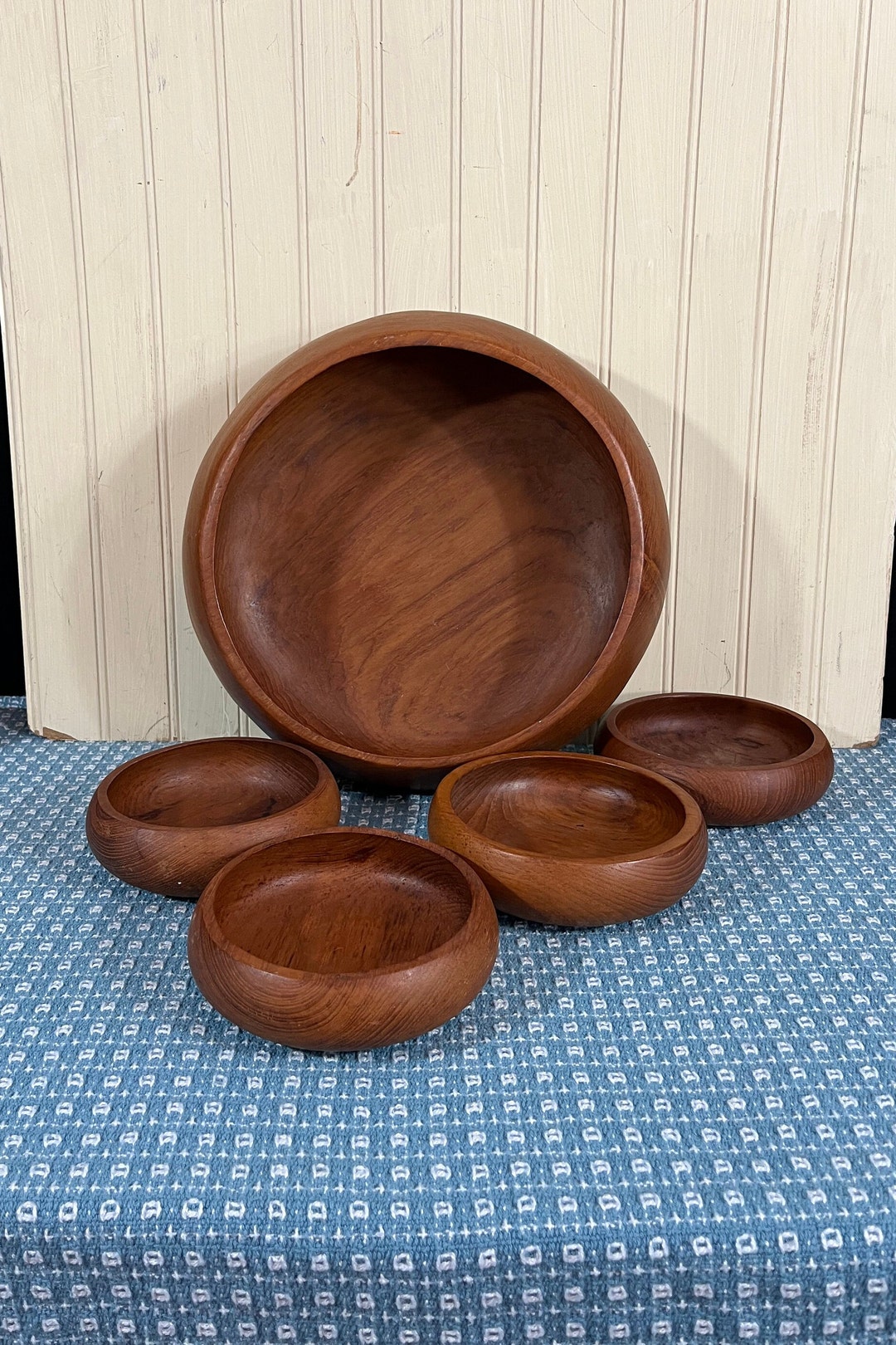 Dolphin Teakwood MCM Salad Bowl Set 1 Large Teak Serving Bowl and 4