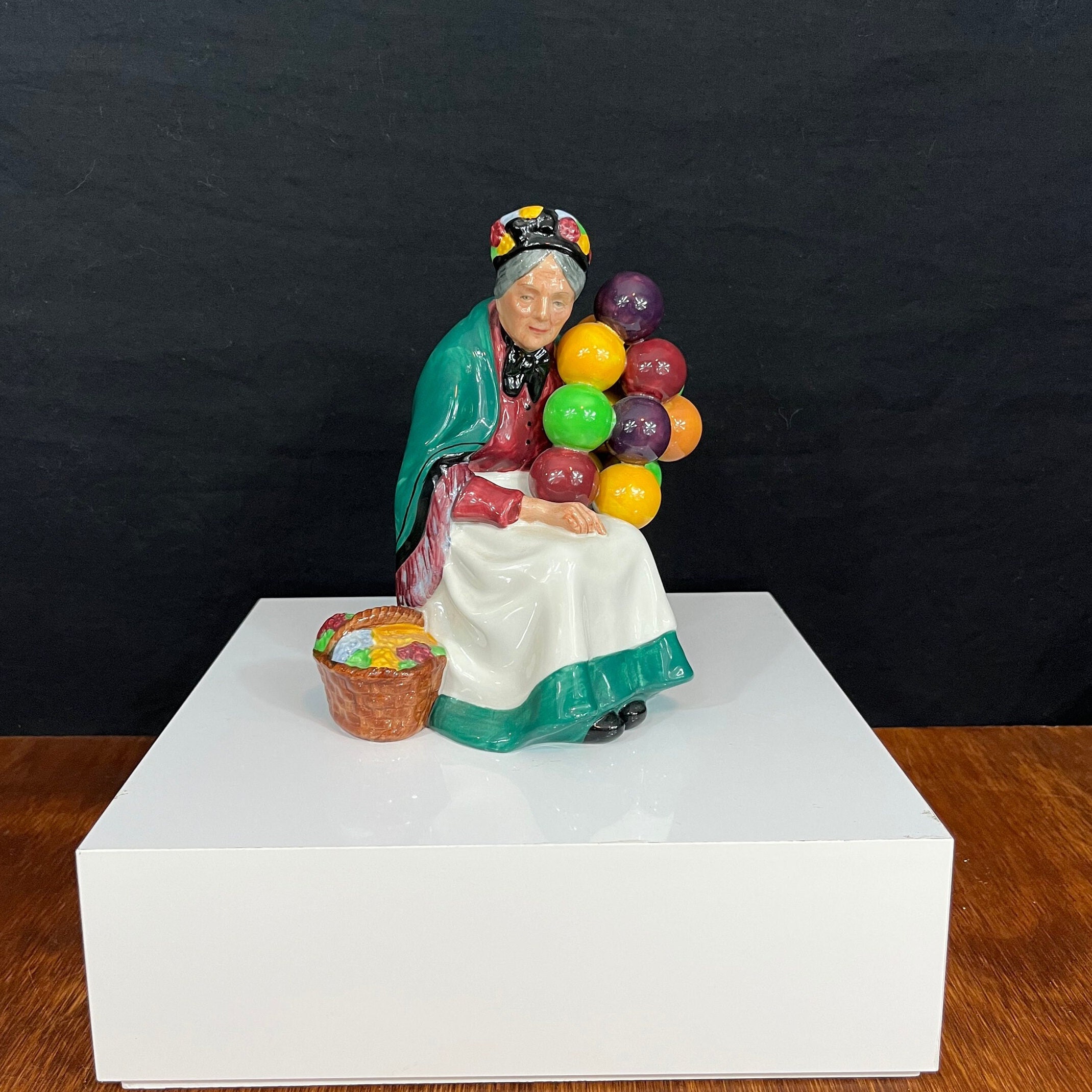 Royal Doulton "Old Balloon Seller" HN 1315 Figurine - Bone China Figure - Made in England