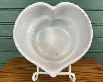 Vintage Bennington Potters Heart Shaped Bowl – Vermont Studio Pottery, Agate Glaze, Rustic Romantic Decor