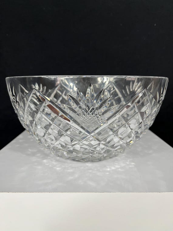 Vintage Waterford Crystal 8" Centerpiece Bowl – Criss Cross, Star & Fantail Cuts – Elegant Hand-Cut Irish Crystal