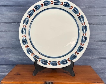 Vintage Arabia Finland Fructus Plate: Mid-century Nordic Stoneware