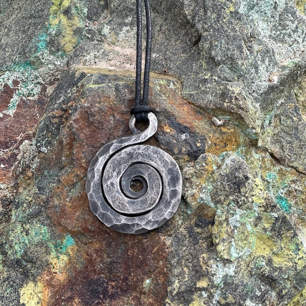Forged Spiral Pendant in Stainless Steel – A Symbol of Strength for Your Journey