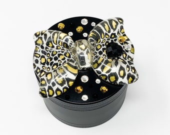 Leopard Bow Crystals Black Herb Grinder Custom Spice Grinder 4 Piece 55mm W / Strumento di pulizia
