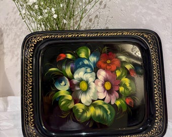Plateau de service vintage en émail floral peint à la main de l'URSS – oeuvre d'art en métal de collection