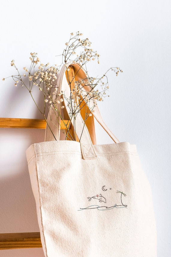 Embroidered Canvas Summer Bag Embroidered Canvas Summer Bag