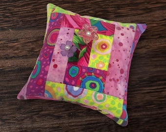Kaffe Fassett Patchwork Pincushion: Walnut Shell Weighted Sewing Gift