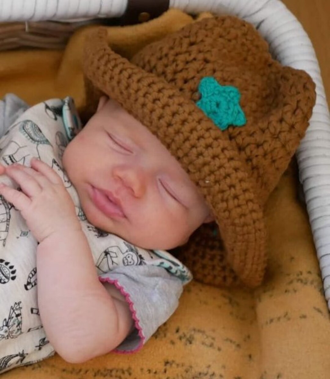 Crochet Cowboy Hat for Babies newborn to 1 Year / Crochet Cowboy Hat