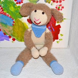 Crocheted sheep 'Harry' cuddly toy image 1