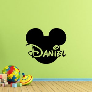 Nombre personalizado Mickey Mouse orejas Walt Disney pared calcomanía niños póster vinilo pegatina Playroom decoración niños vivero pared arte impresión x137