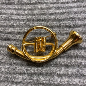 Musical Frech Horn Brooch Pin
