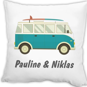 Kussen met naam, bus, busje, transporteur, sierkussen, huwelijkscadeau, reischeque, geldcadeau