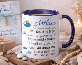 Kubek z imieniem, prezent na potwierdzenie, CIEMNY NIEBIESKI | Komunia, chrzest, konsekracja młodzieży, spersonalizowane życzenia, ryba, pomysł na indywidualny prezent