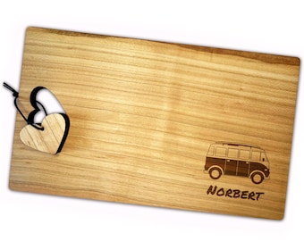 Corazón de tabla de desayuno | Van BUS grabado con nombre accesorios de camping personalizados tablero de vajilla idea de regalo campervan picnic tablero de madera
