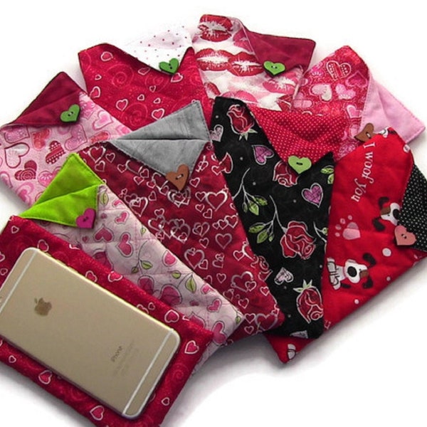 Quilted Fabric Phone Case/Cellphone/Smart Phone Carrier/Phone Sleeve/Smartphone IPhone Sleeve/Mothers Day Gift/Coworker Gift/Gift for Her