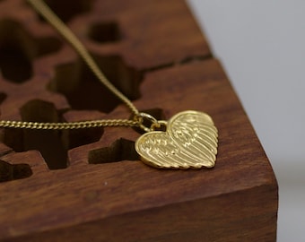 Wings Heart Charm Necklace 24k Sterling Silver, Girlfriend Gift Idea, Angel Wings Jewelry, Heart Pendant, Best Friend Gift, Angel Necklace