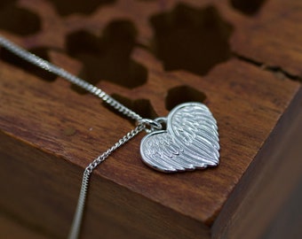 Wings Heart Charm Necklace Sterling Silver AG925, Girlfriend Gift Idea, Angel Wings Jewelry, Heart Pendant, Best Friend Gift, Angel Necklace