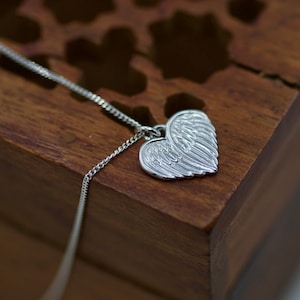 Wings Heart Charm Necklace Sterling Silver AG925, Girlfriend Gift Idea, Angel Wings Jewelry, Heart Pendant, Best Friend Gift, Angel Necklace