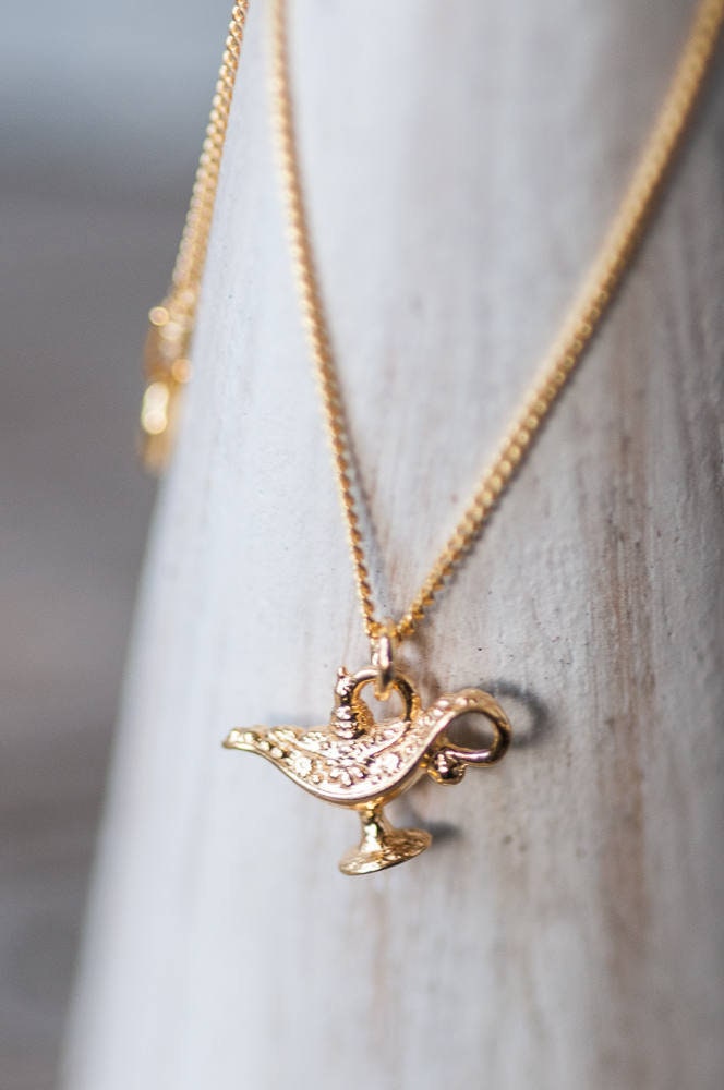 Gold genie lamp necklace deals