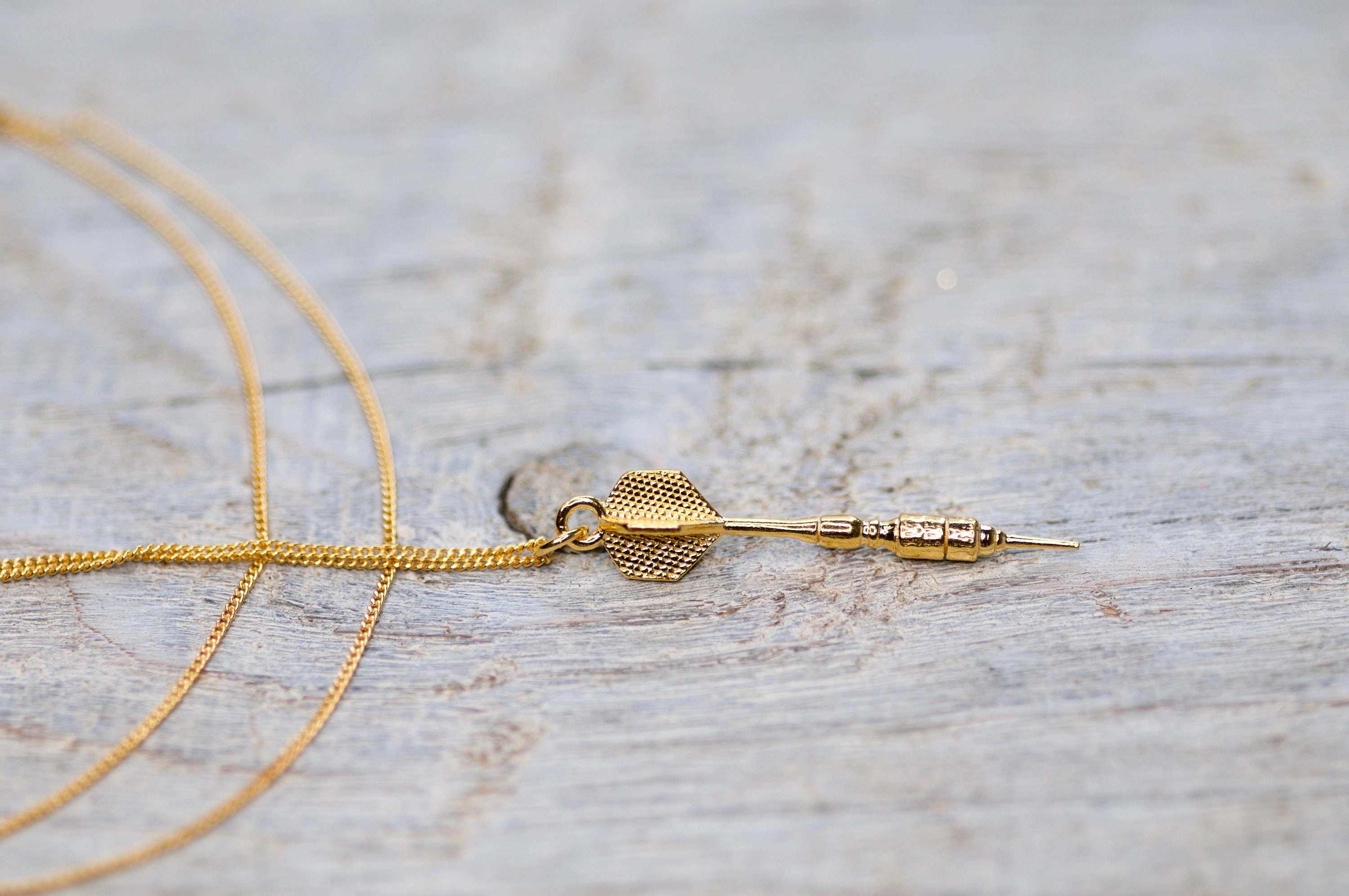 3D Dart Charm Necklace 24k, Dart Pendant Necklace, Gift for Boyfriend, Husband Gift, Geek Jewelry, Birthday Gift for Him Best Friend Gfit