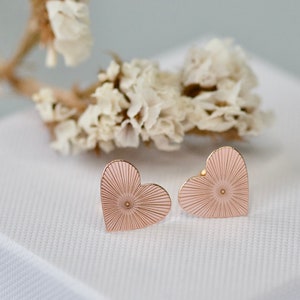 Large Heart Studs Earrings, 18k Textured Heart Earrings, Modern Heart Earrings, Romantic Studs Earrings, Love Gift for Her, Chic Jewellery