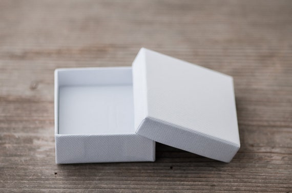 White Jewelry Box 60mm 2.4 Eco Friendly Cardboard Earrings Box Gift Box  Paper Box Pure White Small Jewelry Gift Box Packaging Supplies 