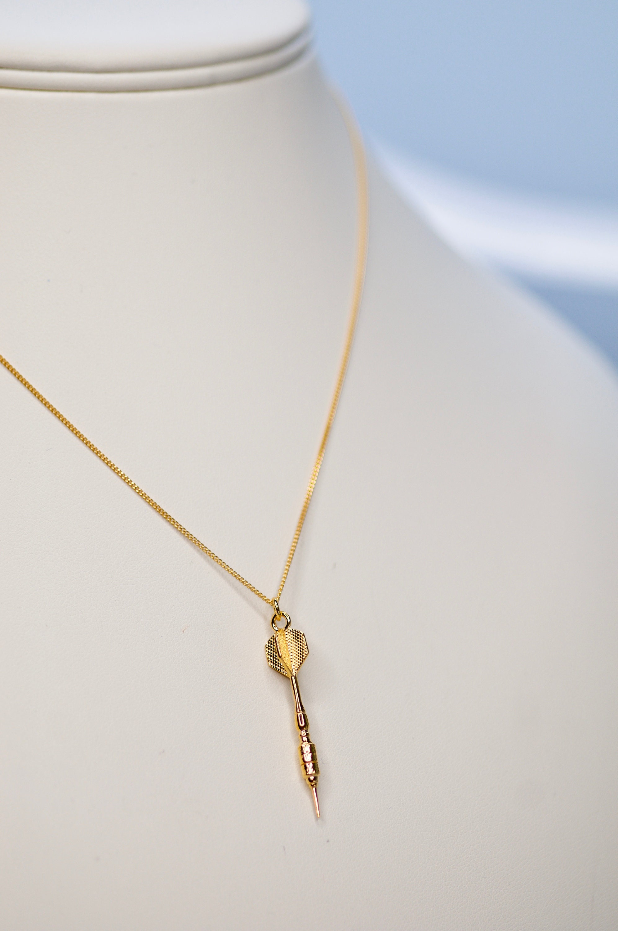3D Dart Charm Necklace 24k, Dart Pendant Necklace, Gift for Boyfriend, Husband Gift, Geek Jewelry, Birthday Gift for Him Best Friend Gfit