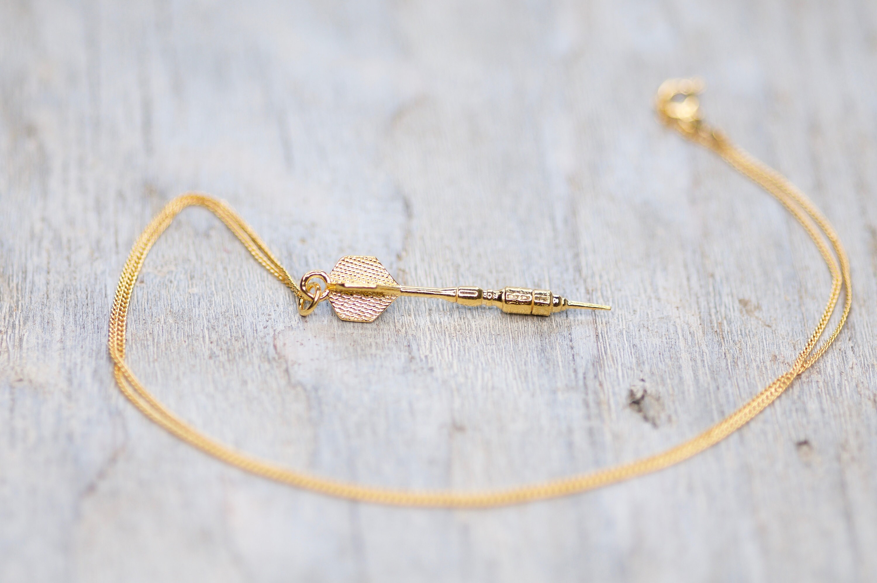 3D Dart Charm Necklace 24k, Dart Pendant Necklace, Gift for Boyfriend, Husband Gift, Geek Jewelry, Birthday Gift for Him Best Friend Gfit