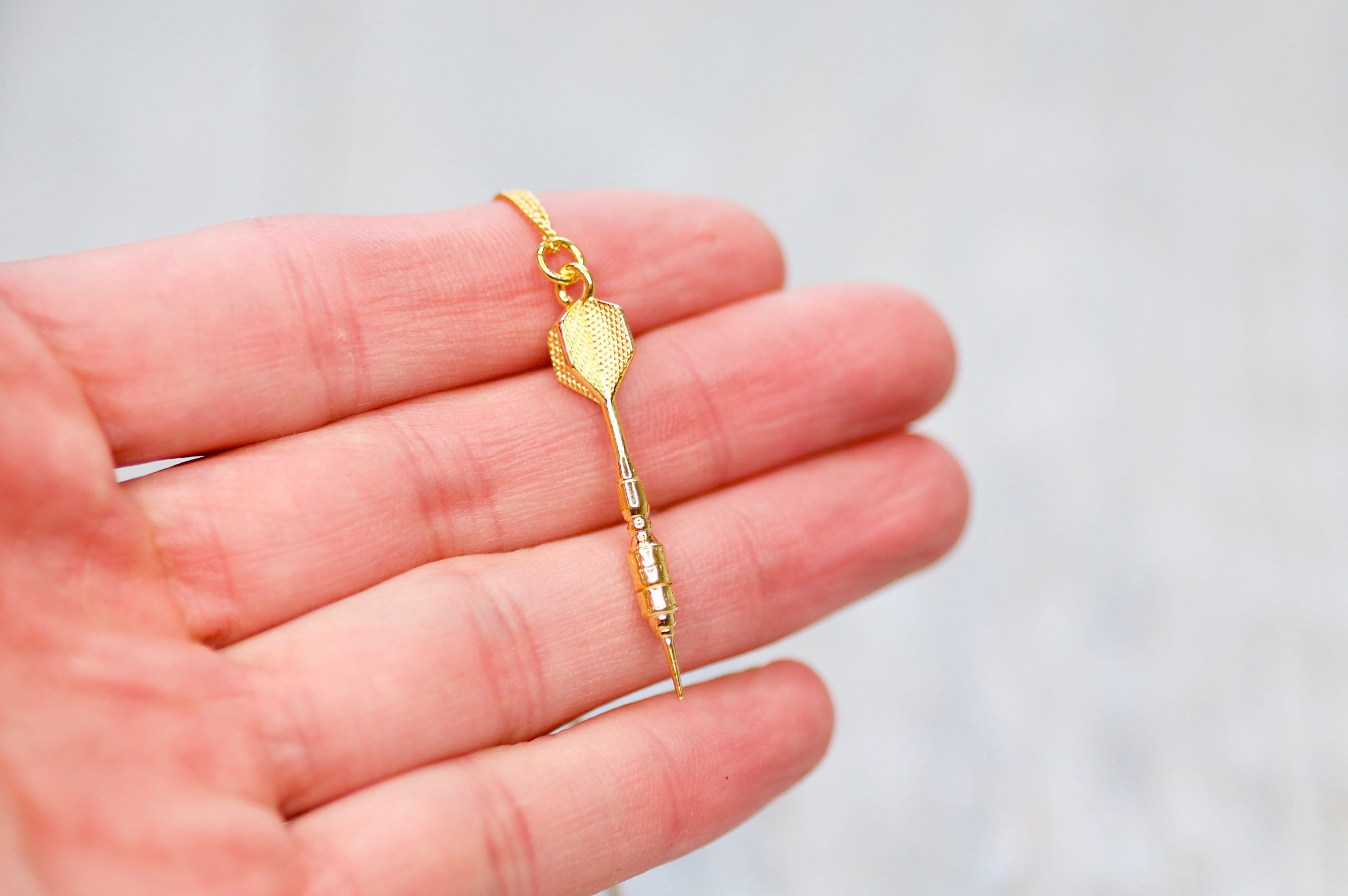 3D Dart Charm Necklace 24k, Dart Pendant Necklace, Gift for Boyfriend, Husband Gift, Geek Jewelry, Birthday Gift for Him Best Friend Gfit