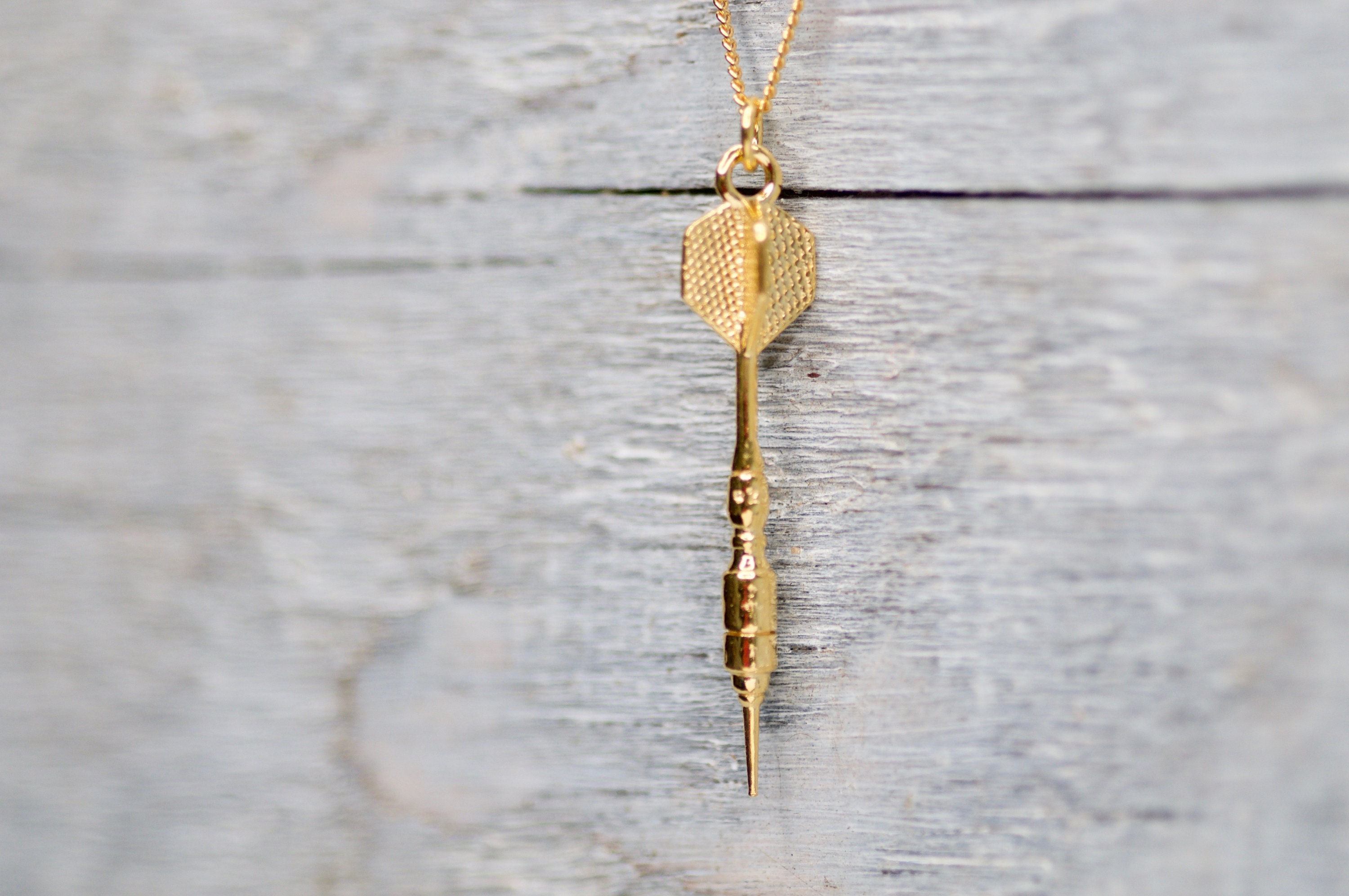 3D Dart Charm Necklace 24k, Dart Pendant Necklace, Gift for Boyfriend, Husband Gift, Geek Jewelry, Birthday Gift for Him Best Friend Gfit
