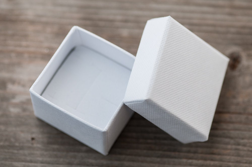 5 Small White Gift Box Earrings Eco Friendly Ring Box Paper