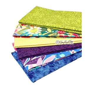 Precut Cotton Fabric Bundle, Half Yard Set of 6 Different Fabrics, each 21&quot; x42/44&#39; WOF, 100% Cotton, Mix of Various Brands Manufacturers