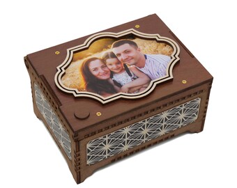 Custom Text or Photo Music Box, Your Photo Inside, Choose Any Song