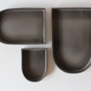 Ceramic Nesting Trays Set of 3 Warm Gray image 6