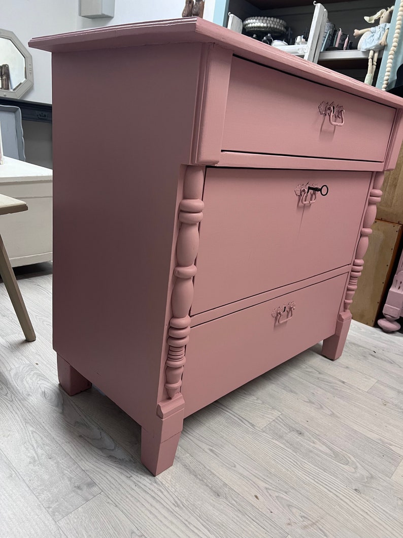 Antique chest of drawers old pink shabby vintage brocante country house farmhouse refurbished image 2