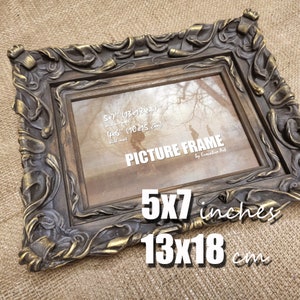 Fotorahmen aus Holz 5x7 (13x18 cm). Verzierter Bilderrahmen aus Holz.