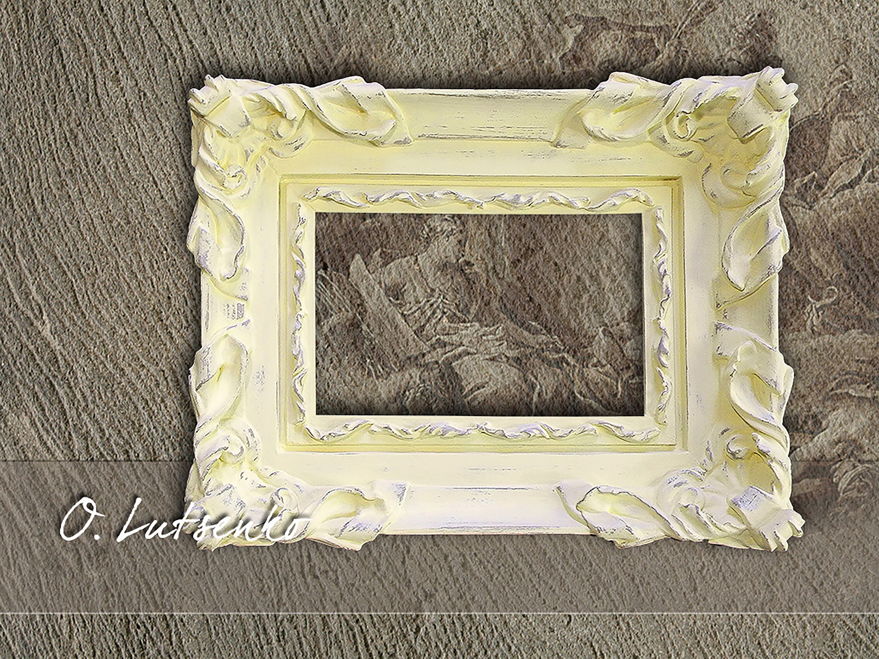 Vintage Style Wooden Photo Frame 4x6: Ornate Birthday Gift