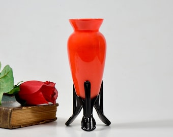 POWOLNY Loetz Bohemian tango glass tripod vase, Art Deco Czech glass, Red and black tango vase 1920s