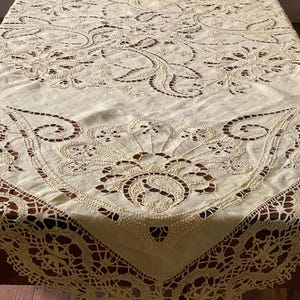 Vintage Embroidered Tablecloth in YELLOW linen, Richelieu embroidery, antique bobbin lace, French elegance and charm  56&quot;  144cm square