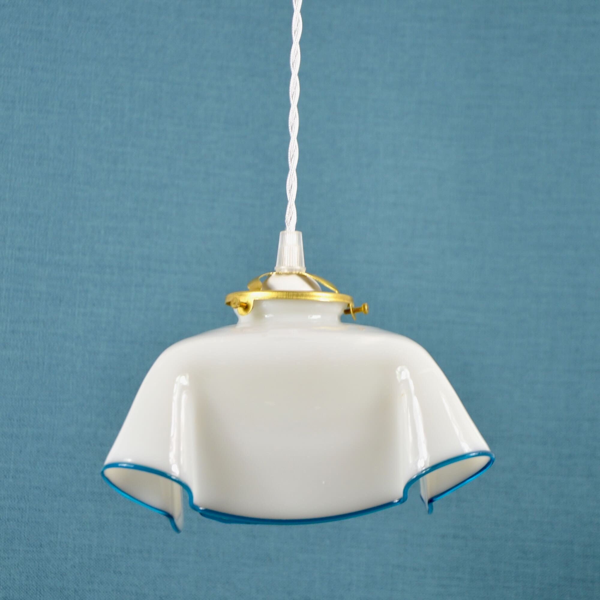 Luminaire en Verre Opalin Vintage, Années 1920 1930, Suspension Bleue et Blanche, Plafonnier Françai