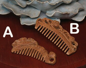 Doll House Furniture,BJD SD 1/3 Doll Wooden Comb,Miniatures Comb for Doll Gift Doll Accessories,Ancient Style Props
