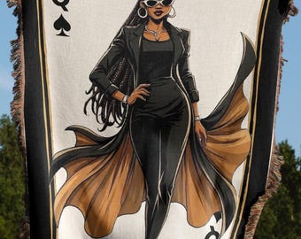 Coperta intrecciata Boss Queen – Coperta con la Regina di Picche, un'opera d'arte che infonde sicurezza.