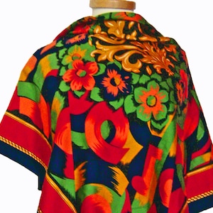 Mid-Century Luxury Scarf 60s 70s Pop Art, Elegant Shoulder Scarf Neckerchief Stole Square, Black Red Green Colorful, Vintage Scarf Yuppie Fashion