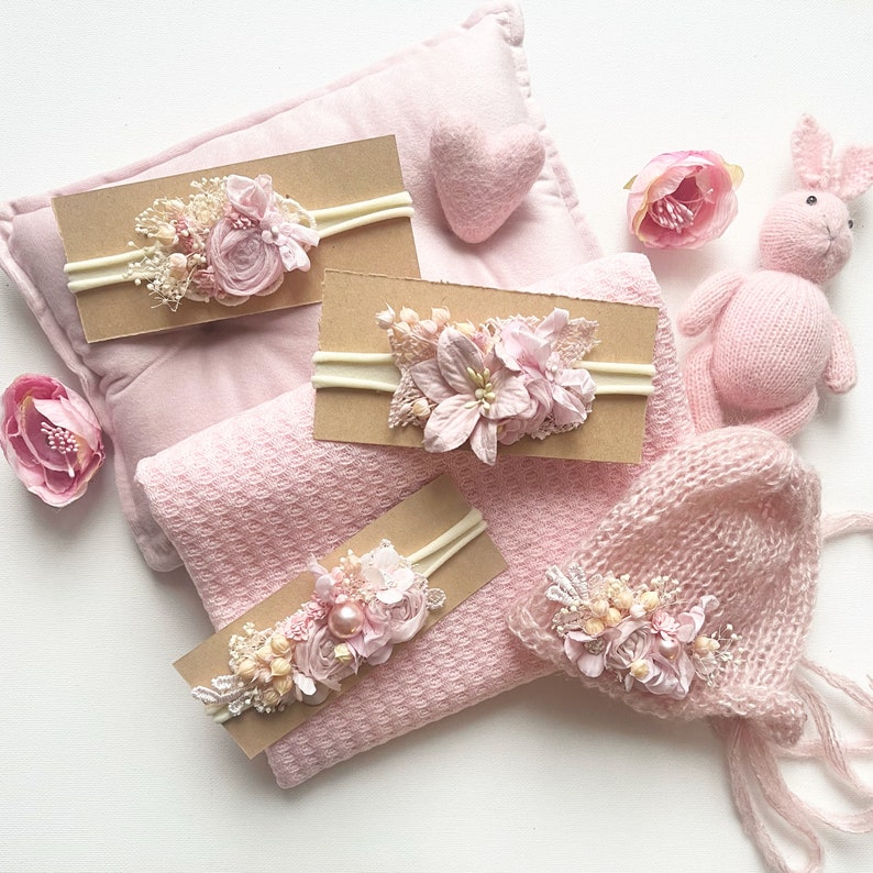 1 Blüten Haarband Ab Newborn Babyfotografie Taufe Baby Party 3 zur Auswahl Rosa Geburtsgeschenk Erstes Foto Bild 5