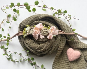 Newborn Props * Boho Neugeborenen 3er Set * 1 Haarband zum Binden & Wrap* Filz Herz * Baby Props * Babyfotografie * Moosgrün